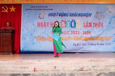 HOẠT ĐỘNG TRẢI NGHIỆM: NGÀY HỘI STEM – LẦN THỨ I, NĂM HỌC 2023 – 2024
